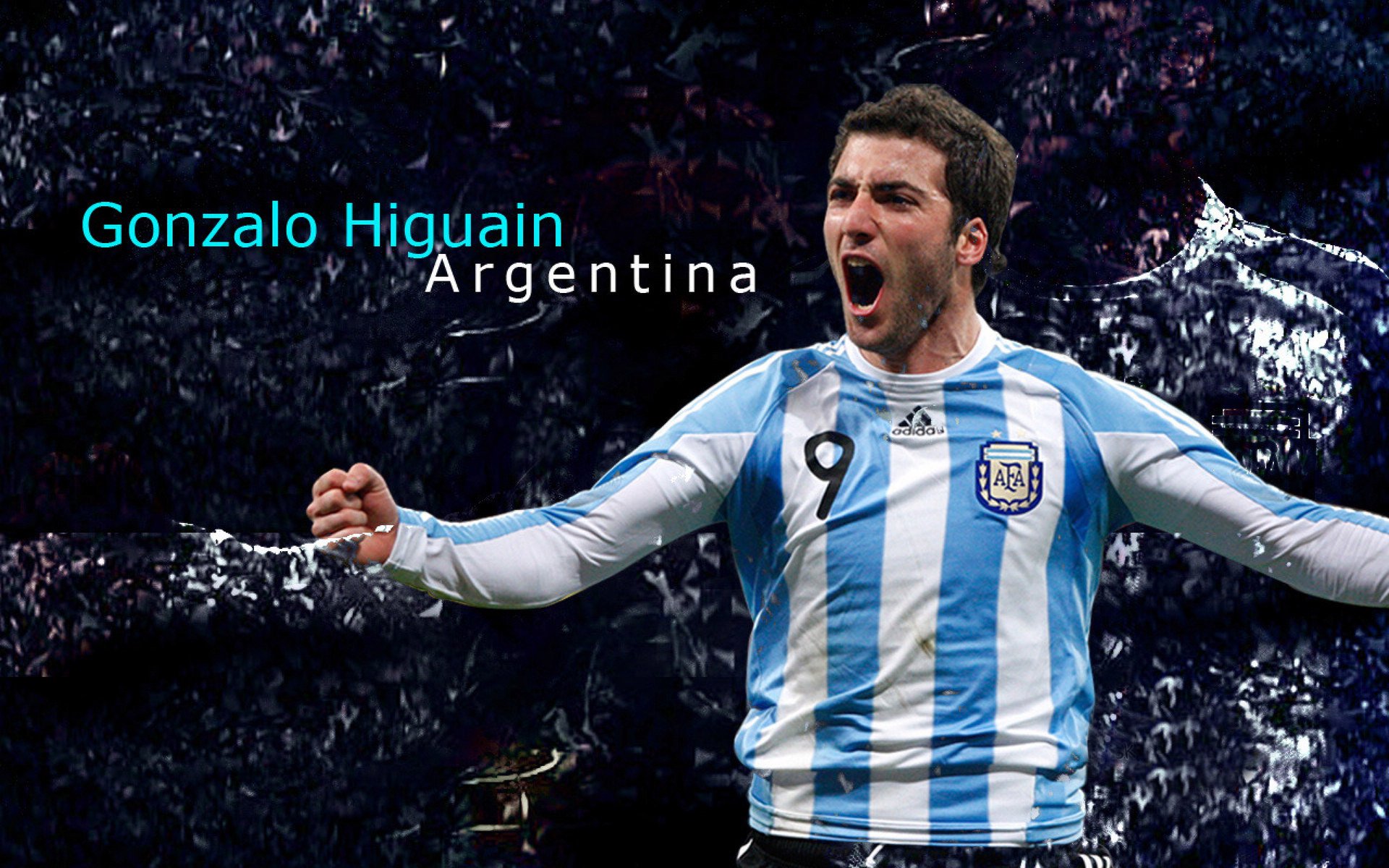 “尼古拉斯·桑特基的全能踢球技巧,成为阿根廷美洲狮队的战术基石”